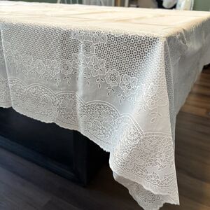 Vintage Crocheted Vinyl Heavy Plastic White Tablecloth 59" x 90" Large Wipeable